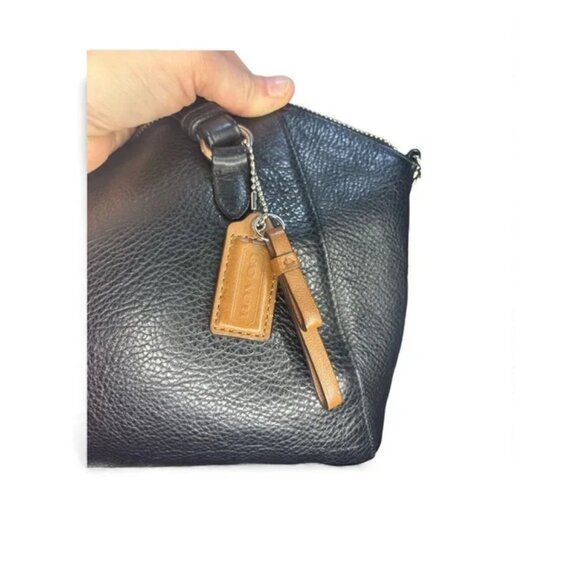 Coach Small Pebble Leather Leather Handbag/crossbody GUC! - Picture 4 of 8